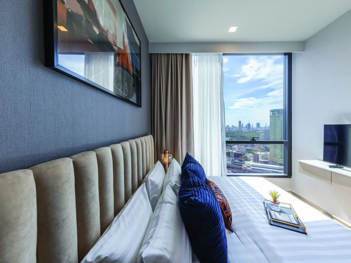 Celes Asoke condo