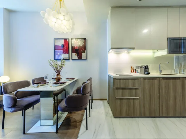 Celes Asoke condo photo 4